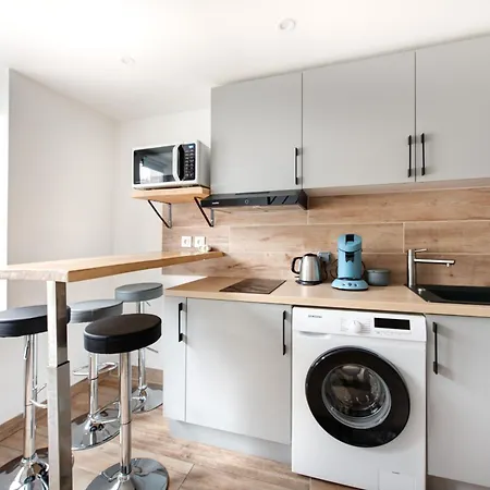 Duplex Renove Parking Gratuit 9